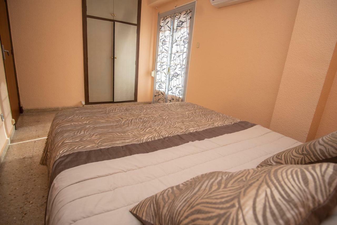 Apartamento Comodo A 10 Min Del Centro Alicante Eksteriør billede